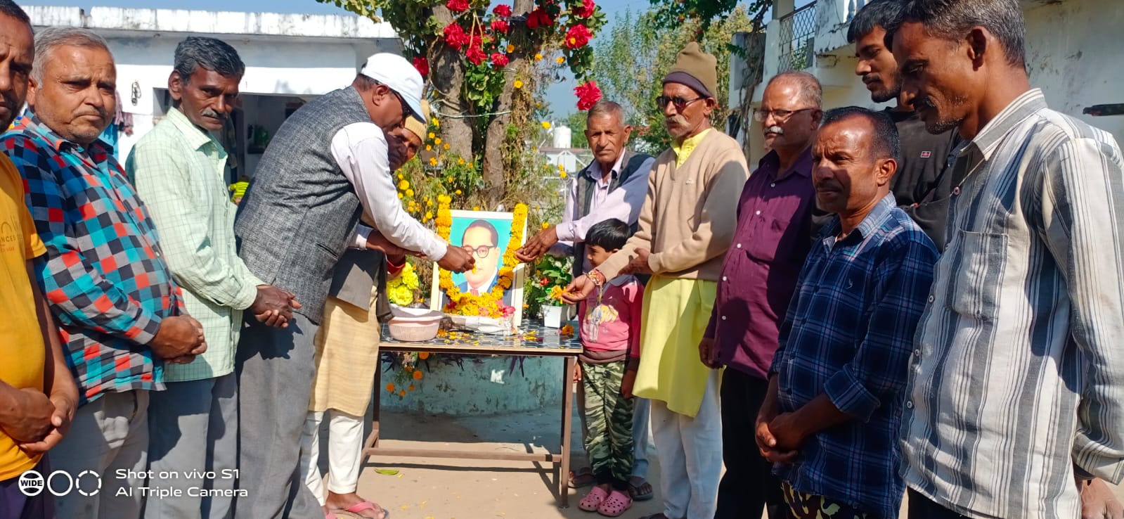 कोटद्वार पश्चिमी झंडीचौड में भारत रत्न डॉ भीमराव अंबेडकर महापरिनिर्वाण दिवस पुण्यतिथि मनाई गई,,,।